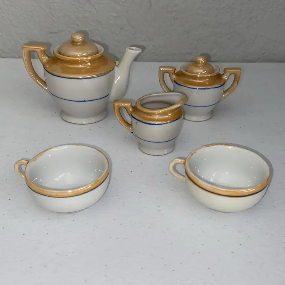 VTG Miniature Tea Set Made In‎ Occupied Japan 3” Teapot Creamer Sugar 2 Teacups